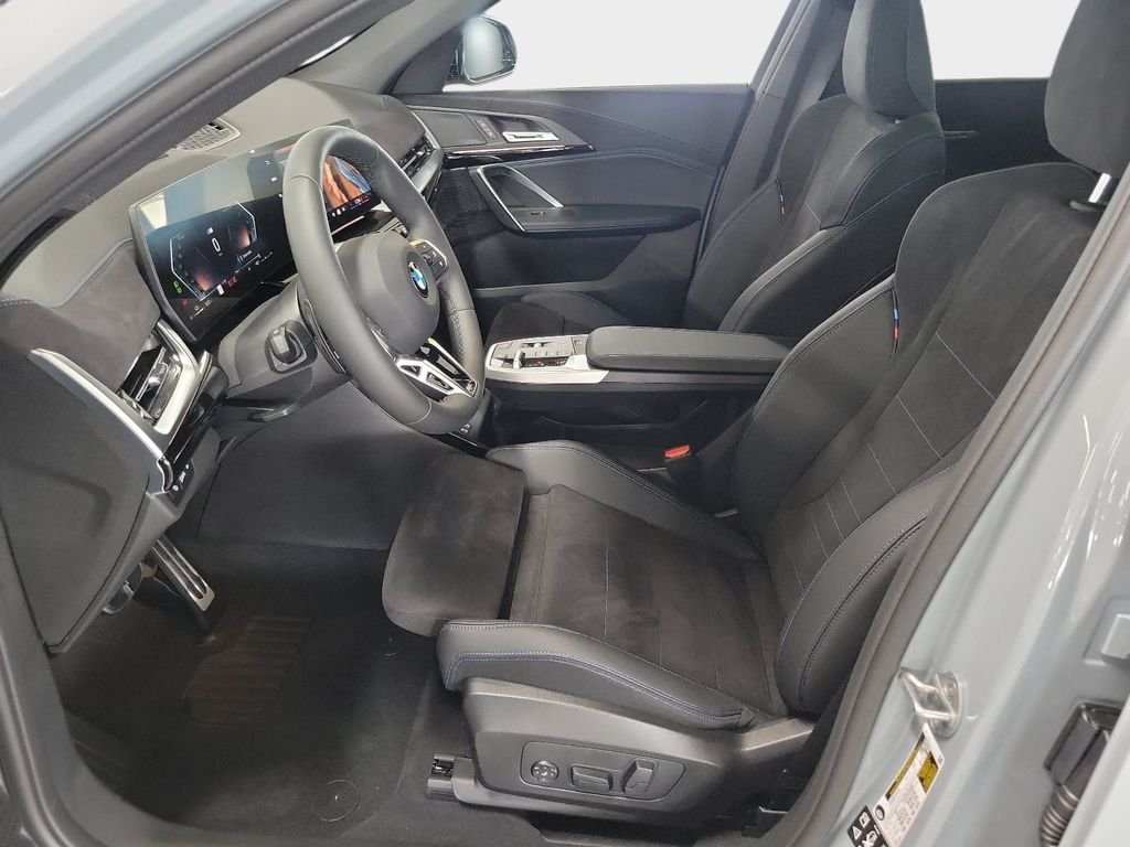 New 2026 Brooklyn Grey Metallic BMW xDrive28i image 18