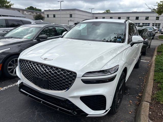 Used 2023 White Genesis 3.5T Sport image 2