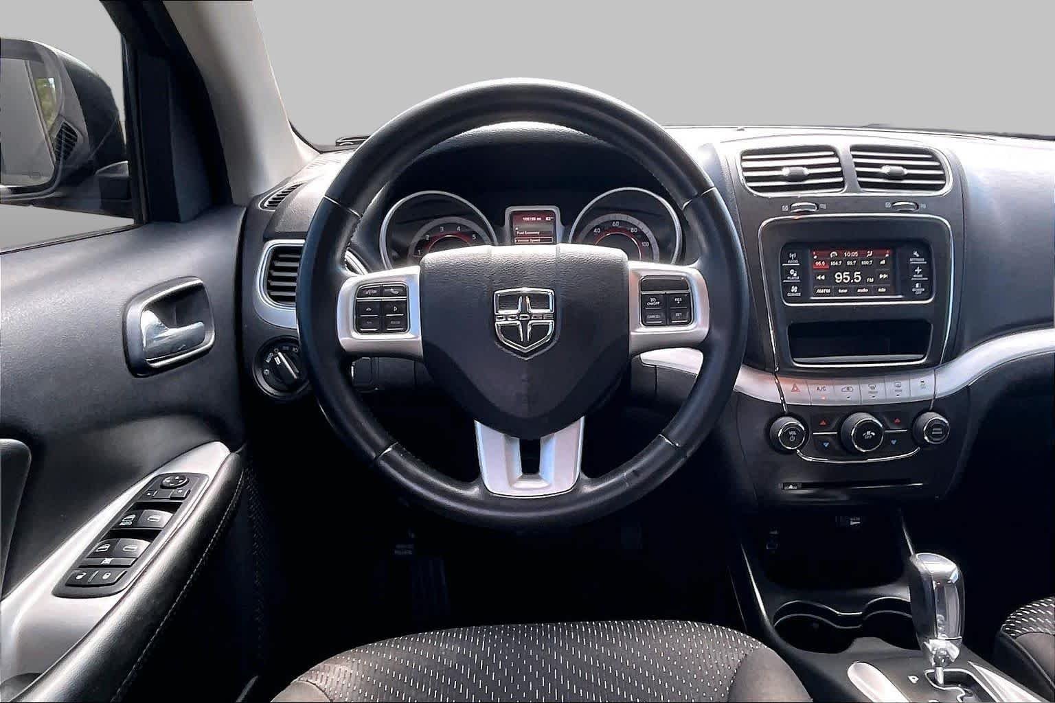 Used 2018 Billet Clearcoat Dodge SE image 6
