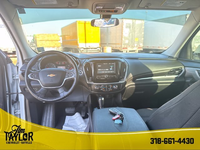 Used 2019 SUMMIT WHITE Chevrolet LT Cloth image 14