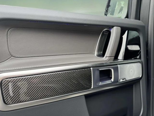 New 2027 MANUFAKTUR Night Black Magno Mercedes-Benz G 580 image 27