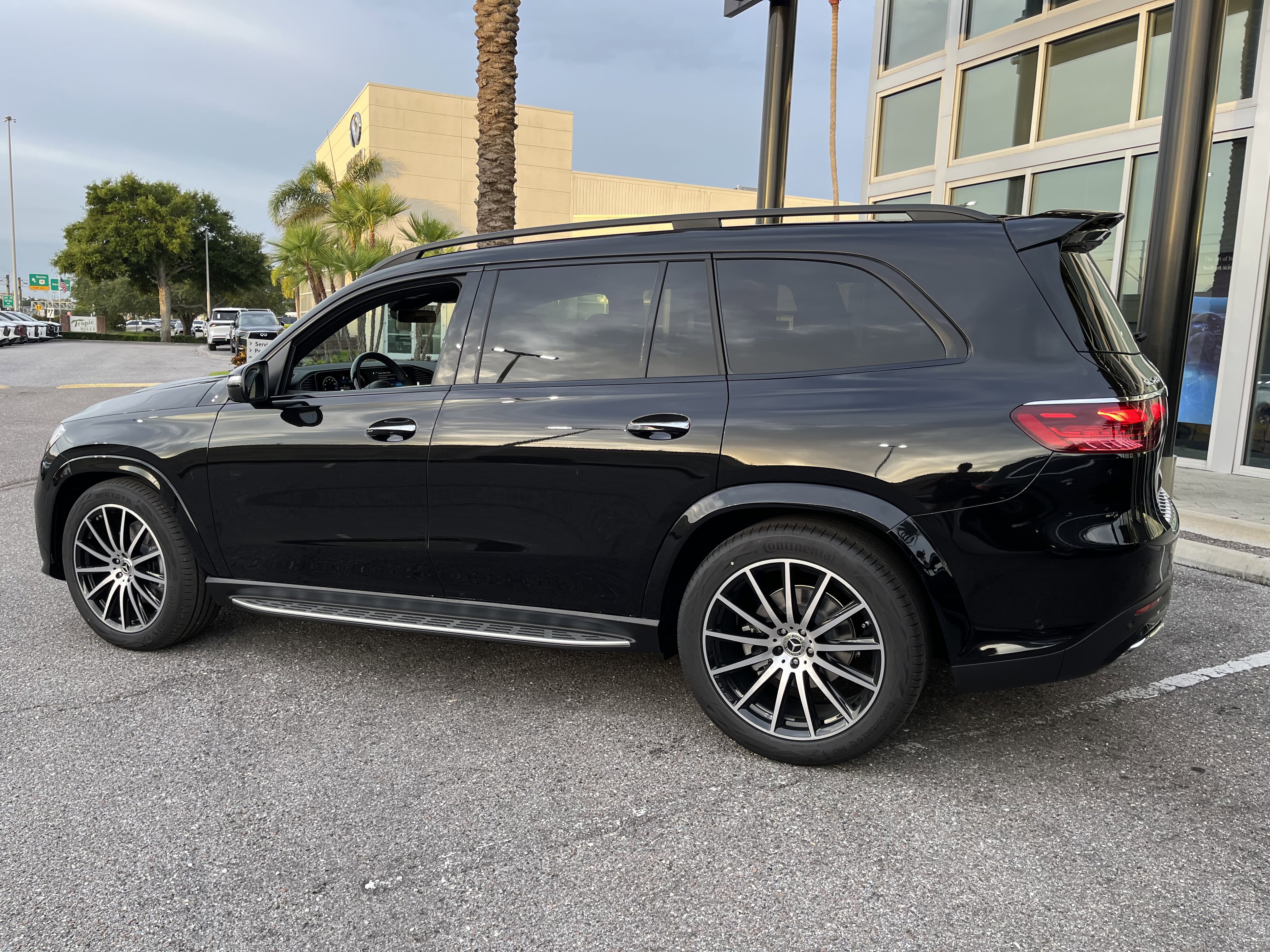 New 2026 Obsidian Black Metallic Mercedes-Benz GLS 450 image 33