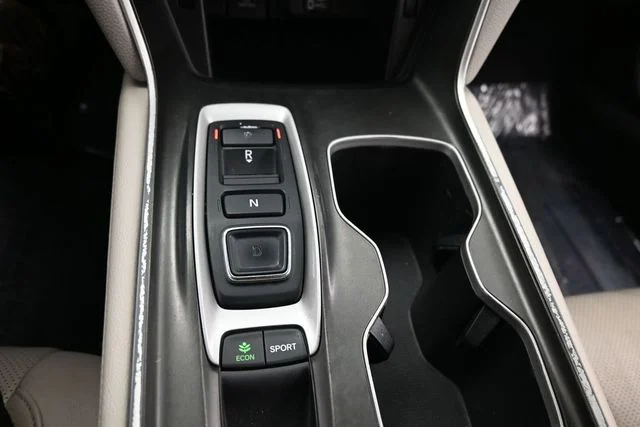 Used 2018 Red Honda EX-L 2.0T image 12