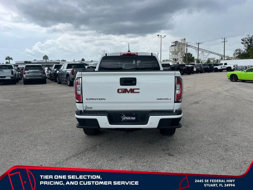 Used 2019 SUMMIT WHITE GMC 2WD Denali image 6