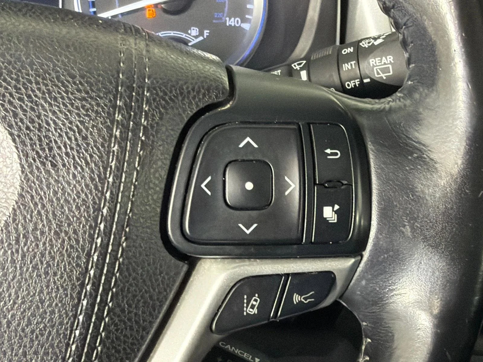 Used 2017 Gray Toyota Hybrid Limited image 28