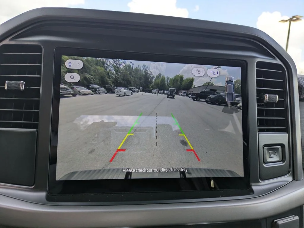 Used 2025 Black Ford XLT image 21