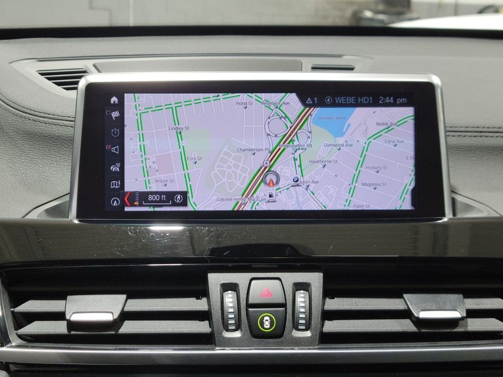 Used 2022 White BMW xDrive28i image 23