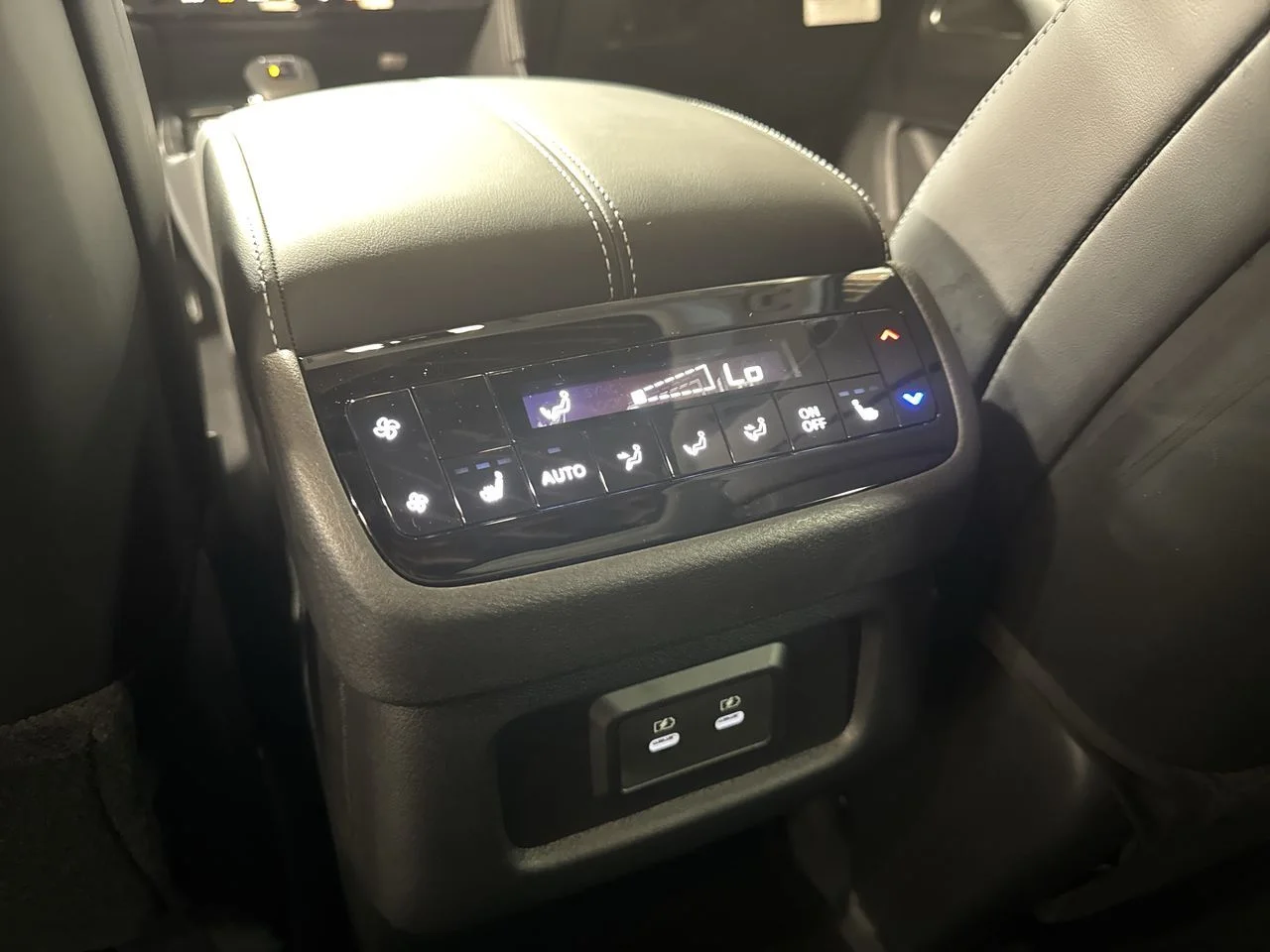 Certified Used 2026 Harbor Gray INFINITI LUXE image 29