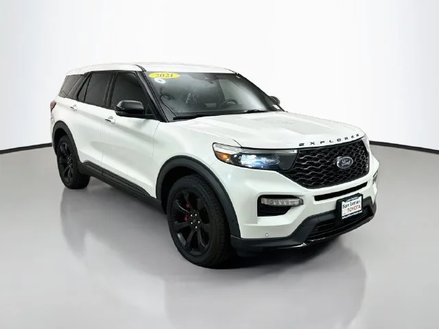 Used 2021 White Metallic Ford ST image 1