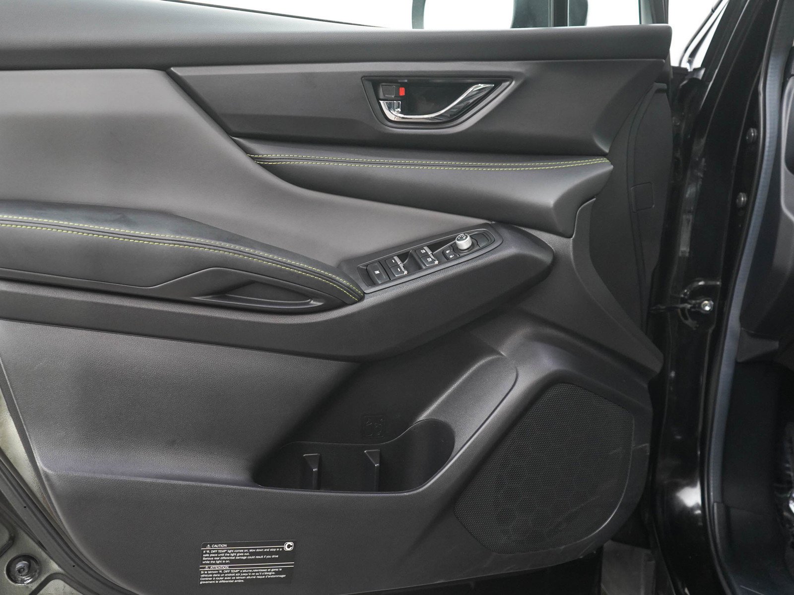 Used 2024 Crystal Black Pearl Subaru Onyx Edition image 20