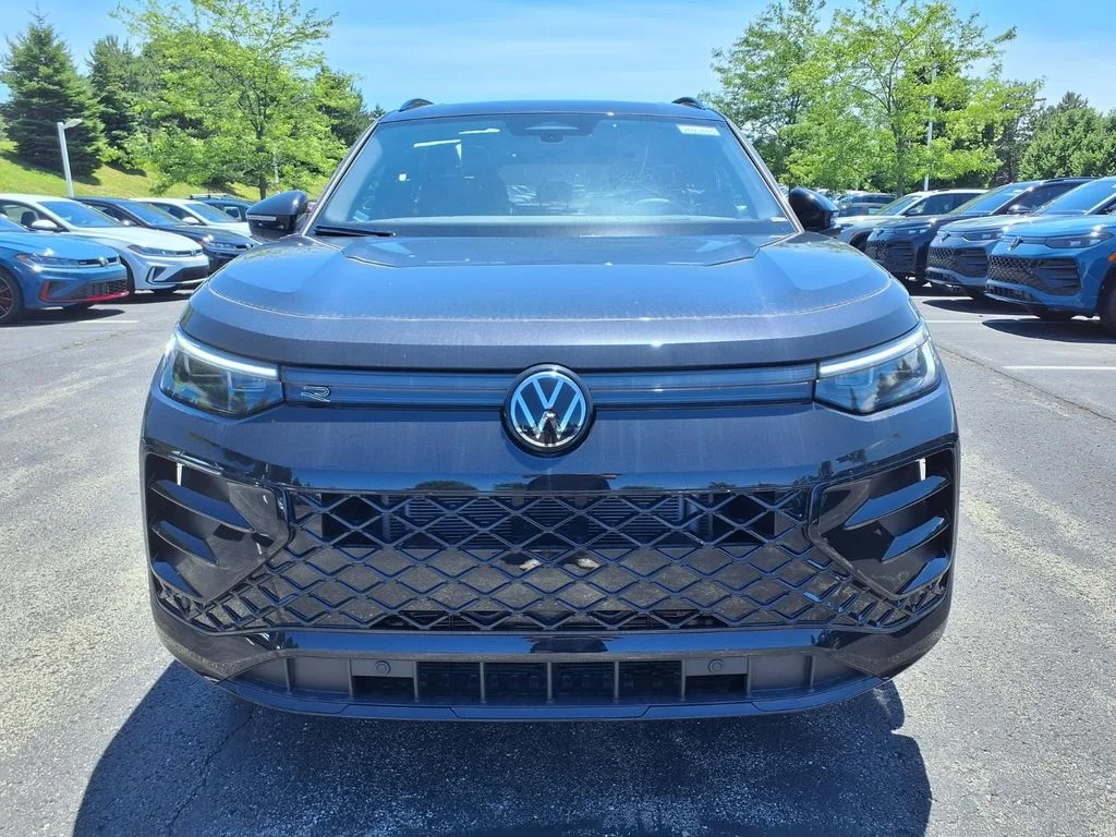 New 2026 Deep Black Pearl Volkswagen SE R-Line Black image 6