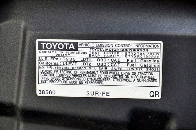 Used 2014  Toyota SR5 image 31