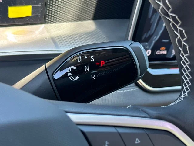New 2026 Platinum Gray Metallic Volkswagen 2.0T SE image 38