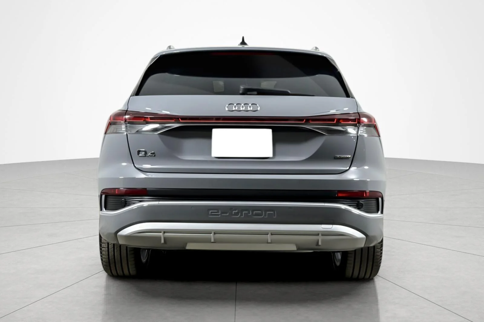 Used 2023 Pebble Gray Audi Premium 50 quattro image 4