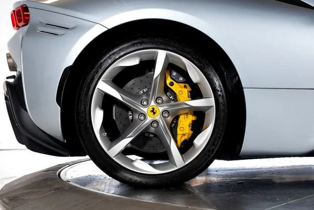 Used 2024 Grigio Alloy Ferrari  image 20