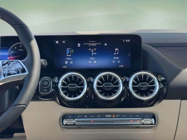 New 2026 GREY Mercedes-Benz GLA 250 image 13