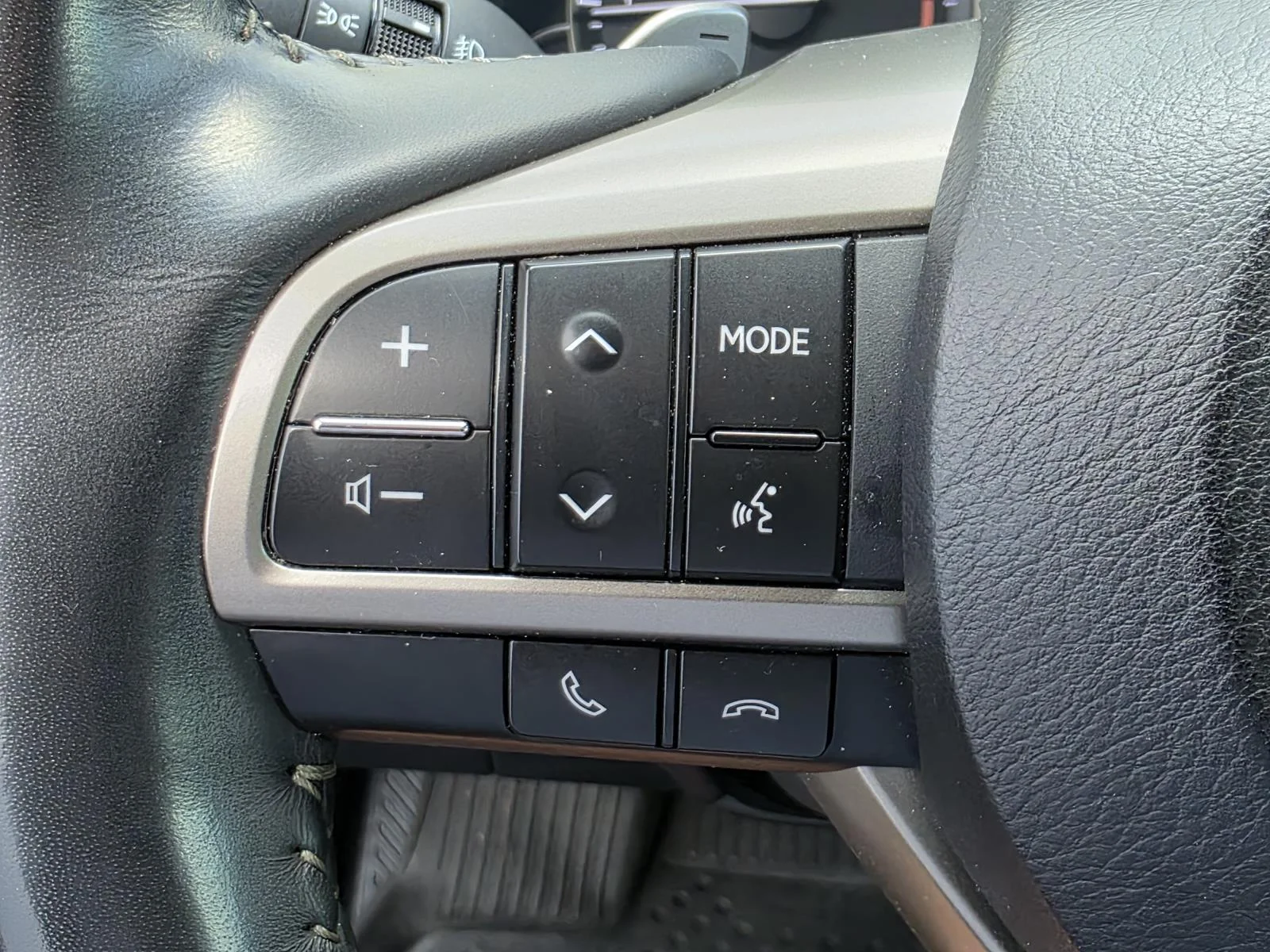 2022 Lexus RX 350 - Photo 26