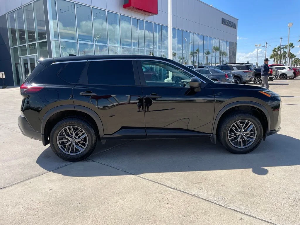 Used 2023 Black Nissan S image 3