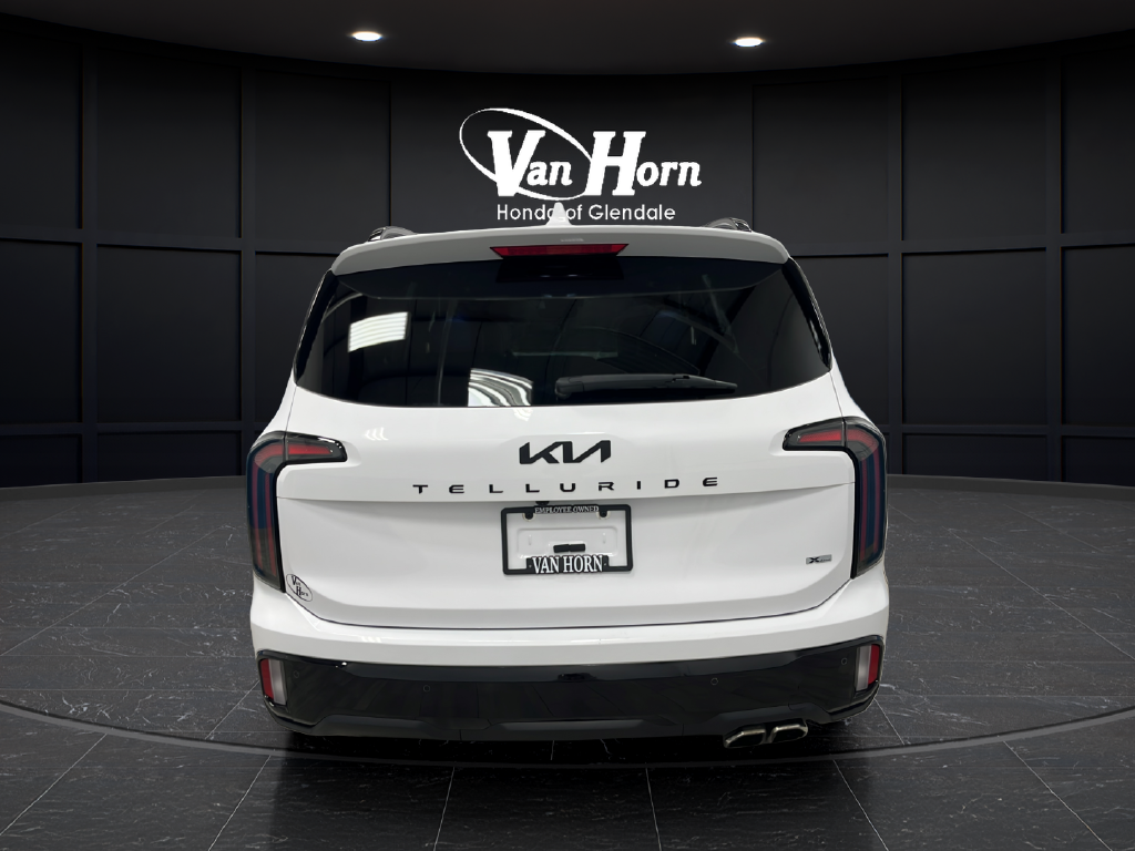 Used 2025 Glacial White Pearl Kia SX X-Line image 6