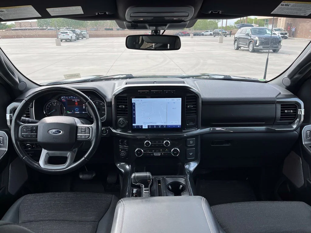 Used 2022 Black Ford XLT image 11