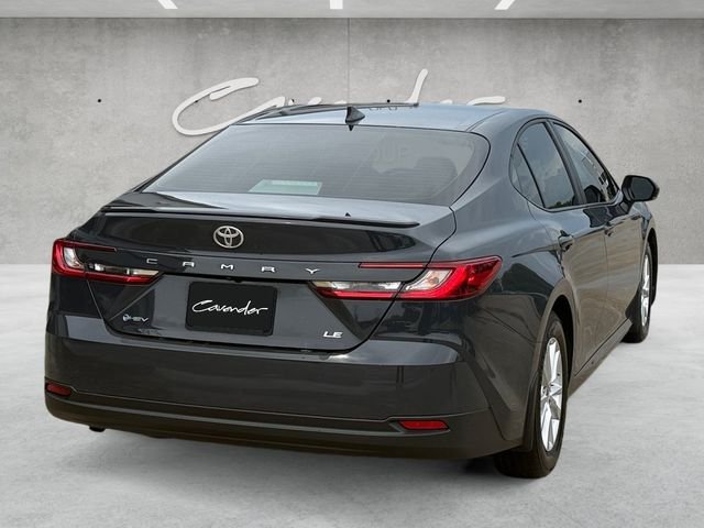 Used 2025 UNDERGROUND Toyota LE image 17
