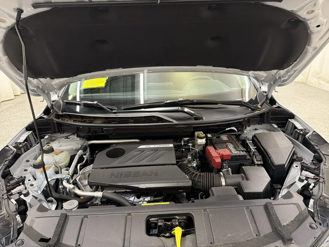 2025 Nissan Rogue SV - Photo 11