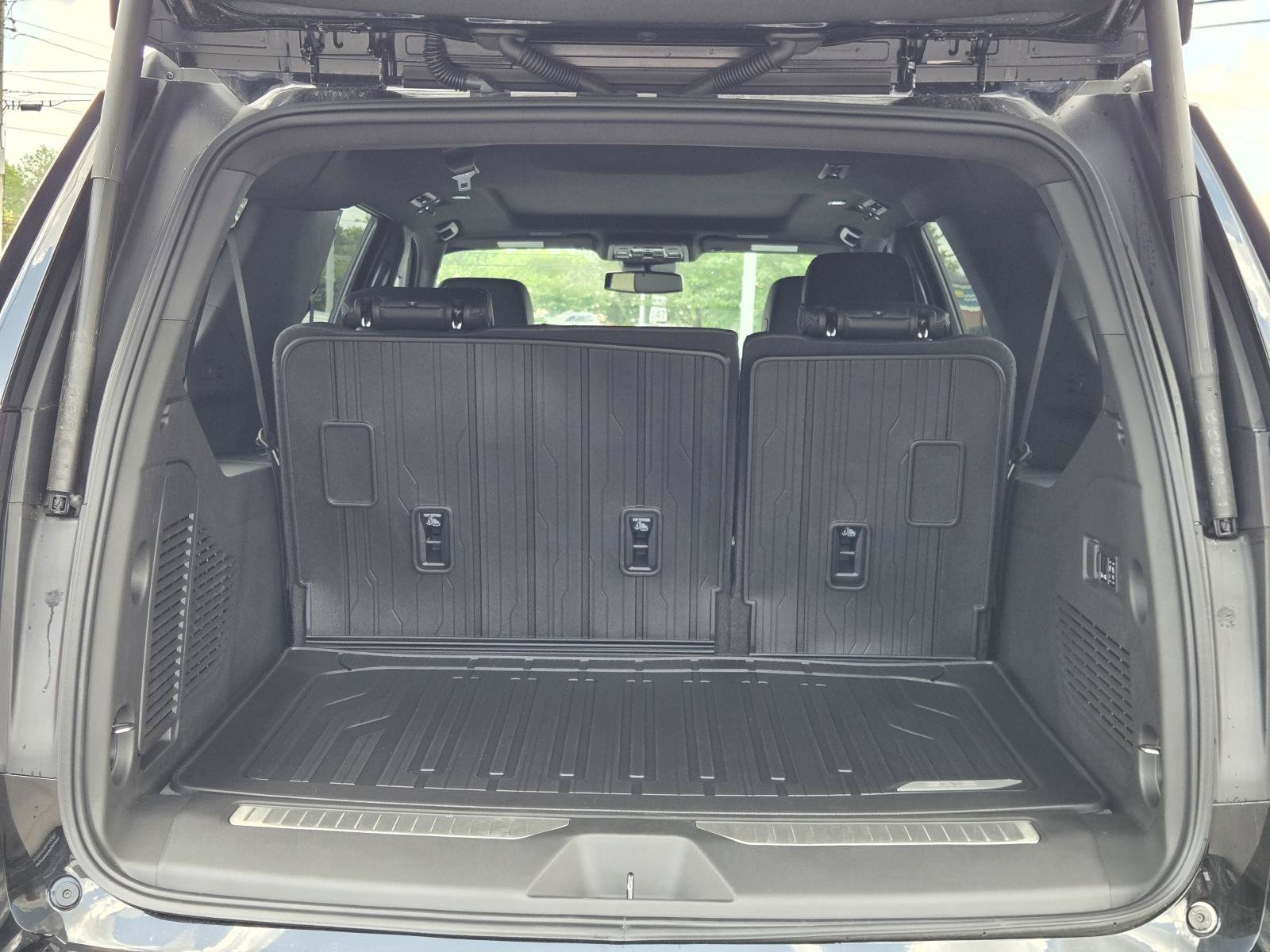 Used 2026 NOIR ONYX GMC Denali image 12