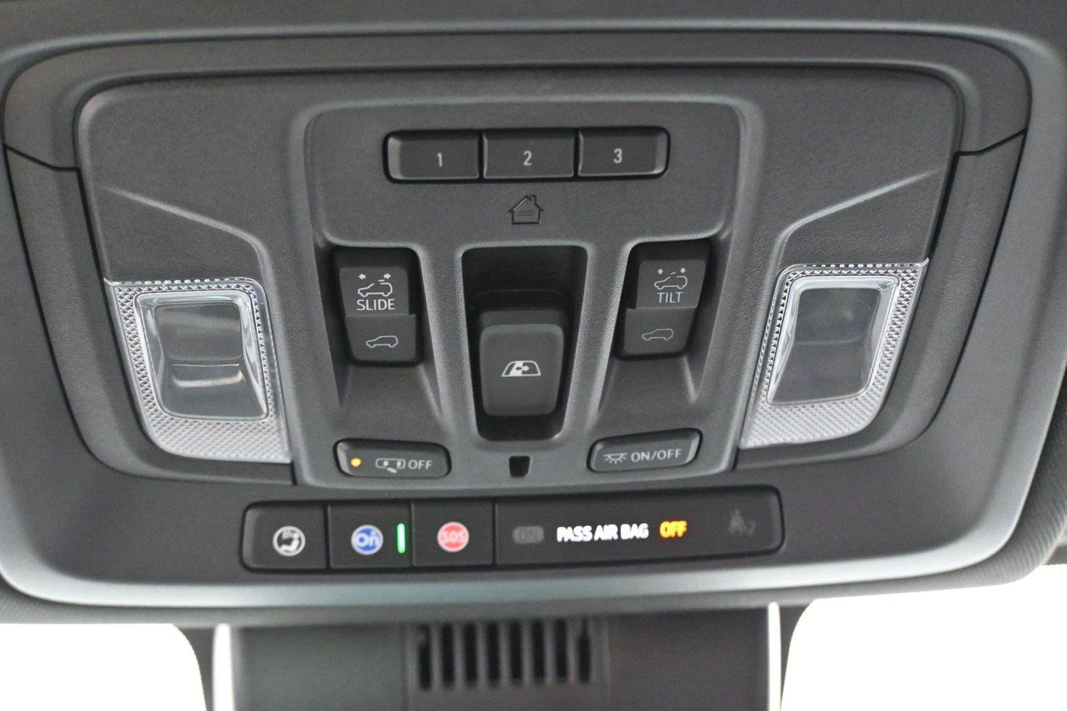 Used 2024 Onyx Black GMC AT4 image 30
