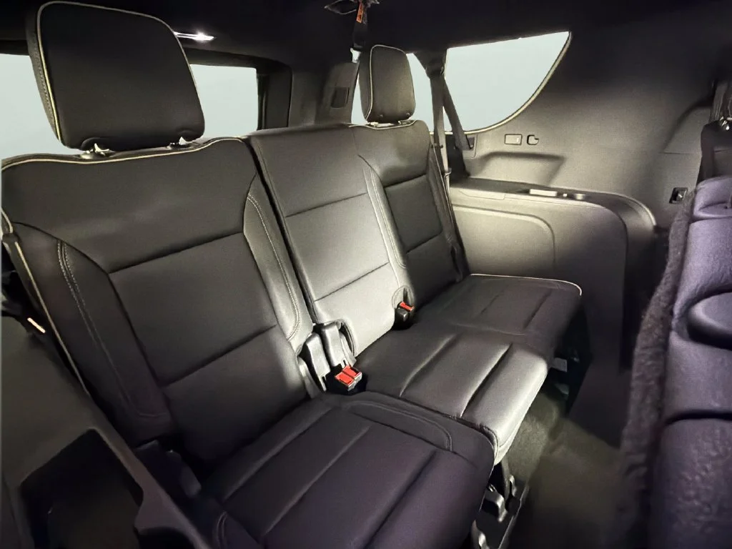 Used 2025 Black Chevrolet Premier image 34