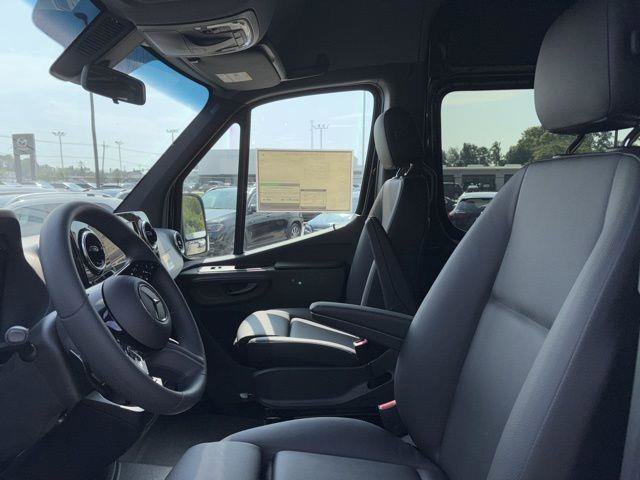 New 2025 Obsidian Black Metallic Mercedes-Benz 144" WB Passenger image 6