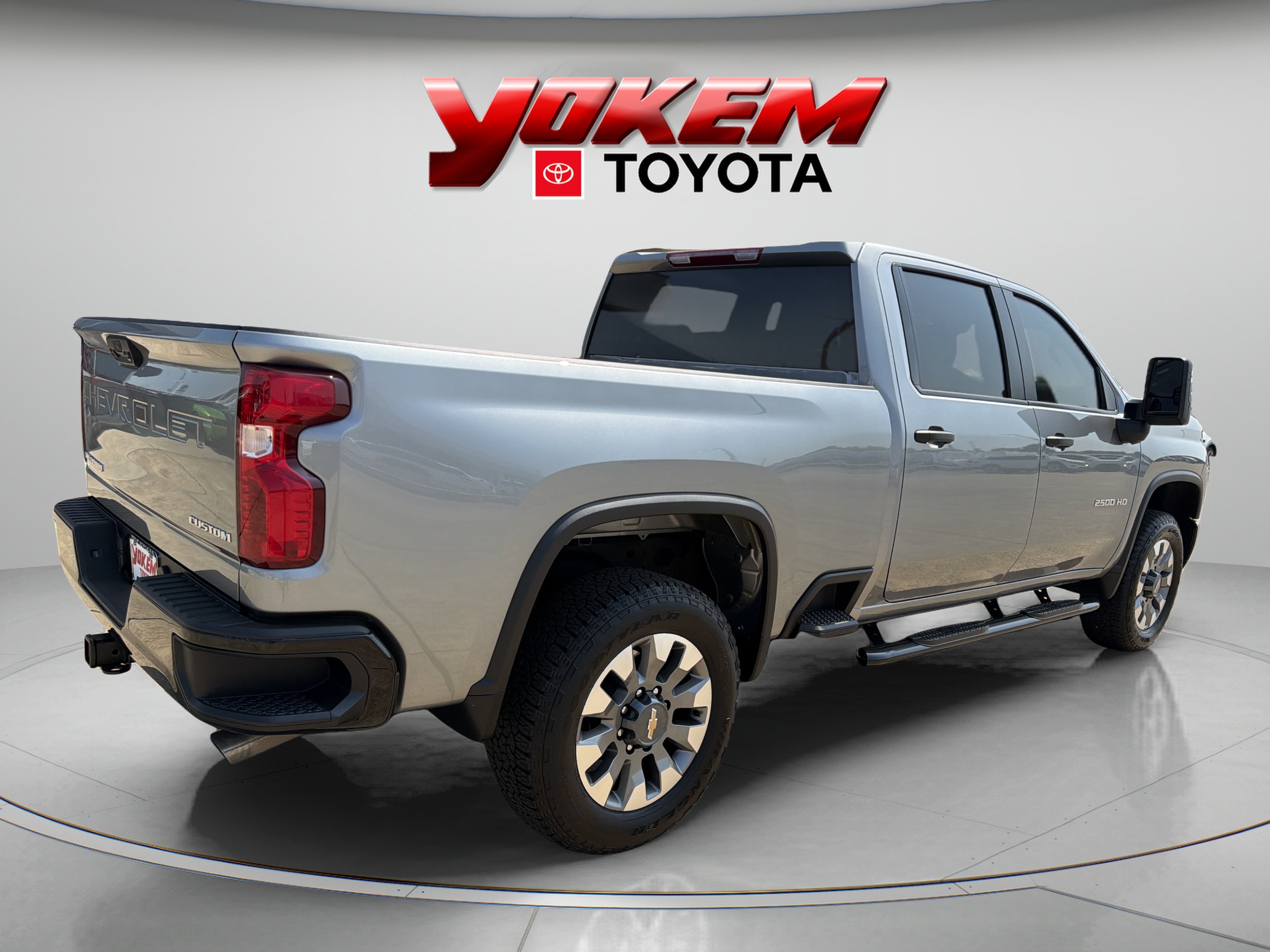 Used 2026 Sterling Gray Metallic Chevrolet Custom image 7
