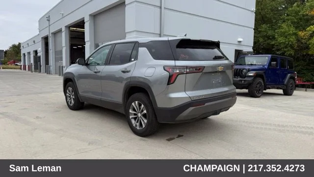 Used 2025 Gray Chevrolet LT image 5