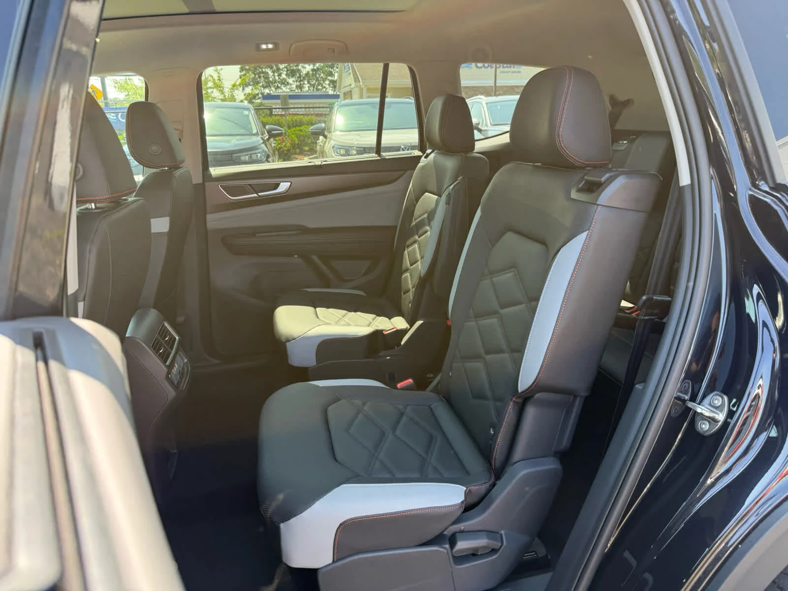 New 2026 Deep Black Pearl Volkswagen 2.0T Peak Edition image 12