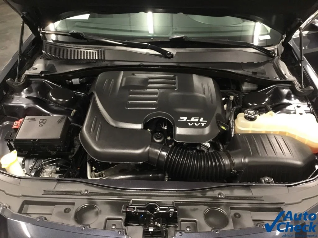 Used 2017 Gray Chrysler C image 43