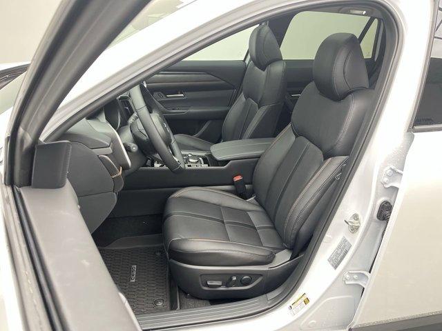 New 2026 Wind Chill Pearl Mazda 2.5 S Premium image 9