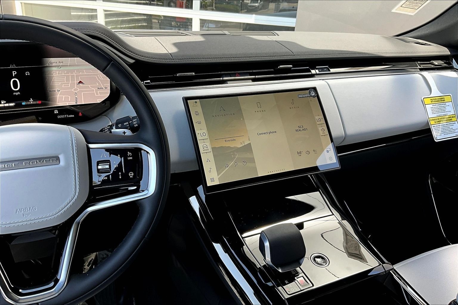 New 2026 Charente Grey Land Rover SE image 7