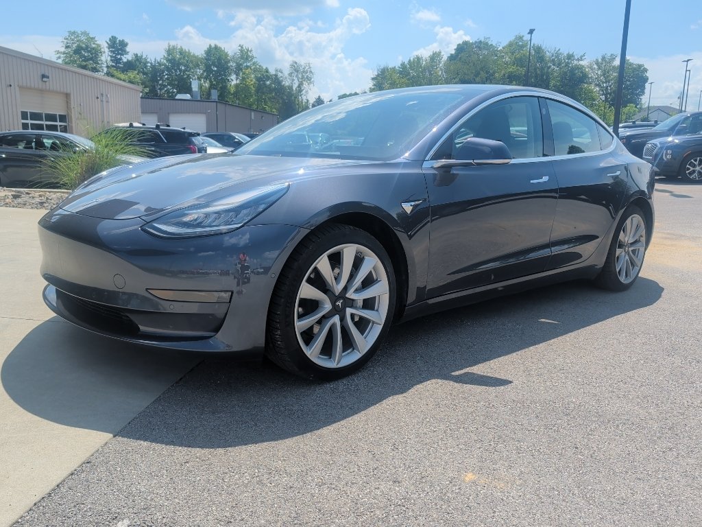 Used 2019 Tesla Model 3 Long Range with VIN 5YJ3E1EB1KF389492 for sale in Radcliff, KY