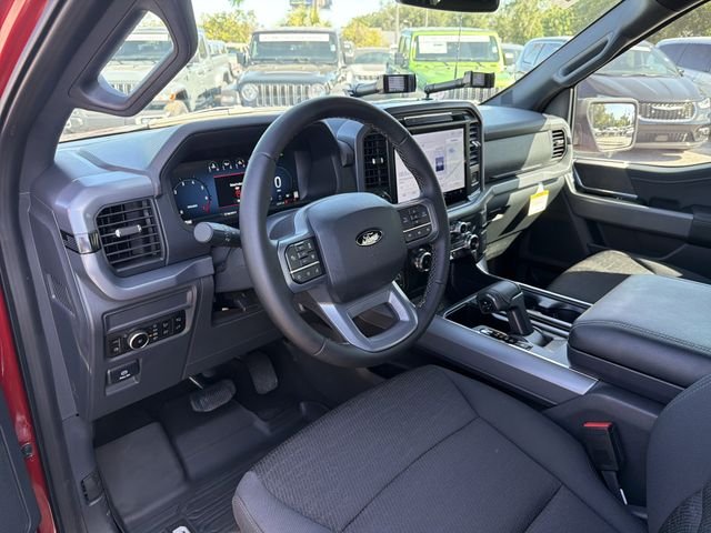 Used 2025 Red Ford XLT image 19