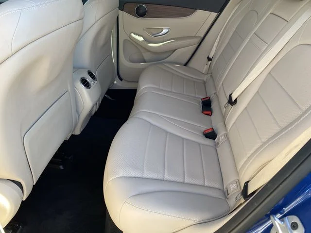 Used 2022 Starling Blue Metallic Mercedes-Benz GLC 300 image 15
