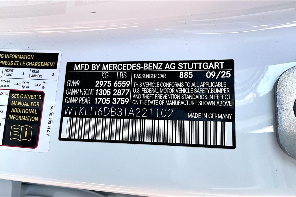 New 2026 MANUFAKTUR Moonlight White Metallic Mercedes-Benz E 53 AMG® image 13