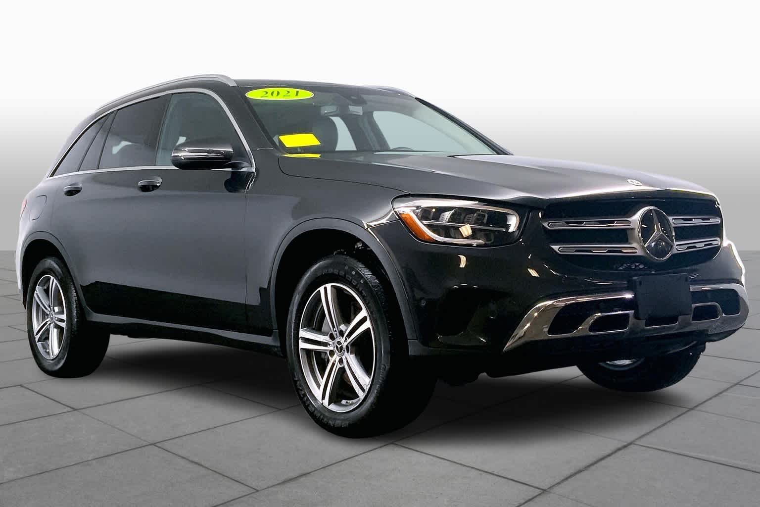 Used 2021 Graphite Grey Metallic Mercedes-Benz GLC 300 image 3