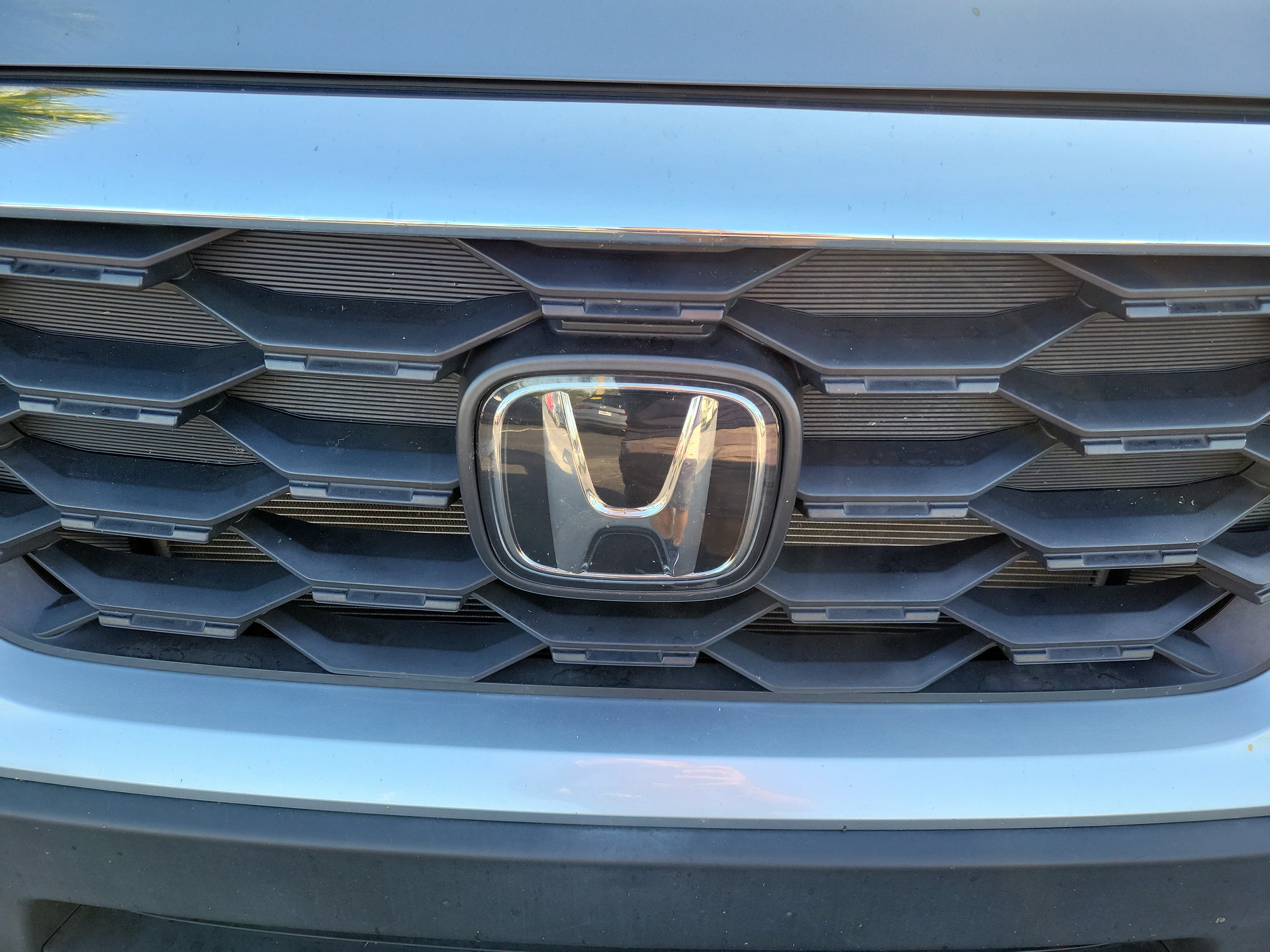 Certified Used 2023 Lunar Silver Metallic Honda AWD EX-L image 24