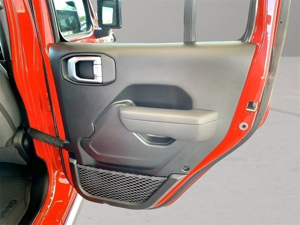 2026 Jeep Wrangler 4-Door Willys - Photo 24