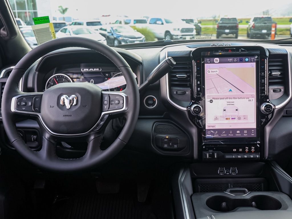 New 2026 Diamond Black Crystal Pearl-Coat Exterior Paint RAM Big Horn Night Edition image 21