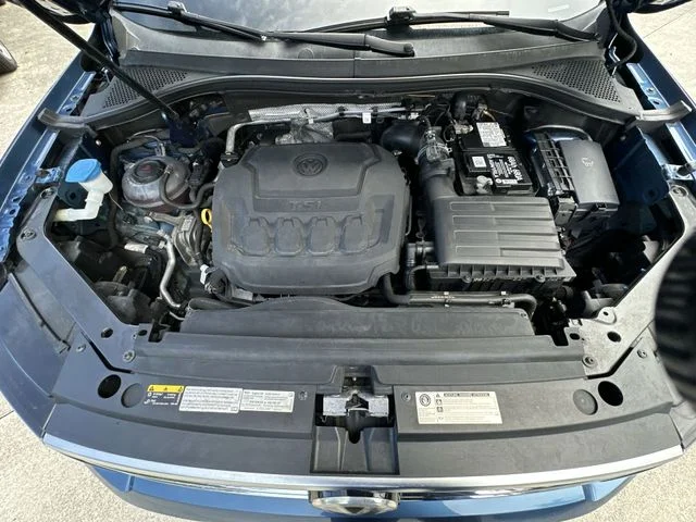 Used 2019 Blue Volkswagen 2.0T SEL R-Line image 27