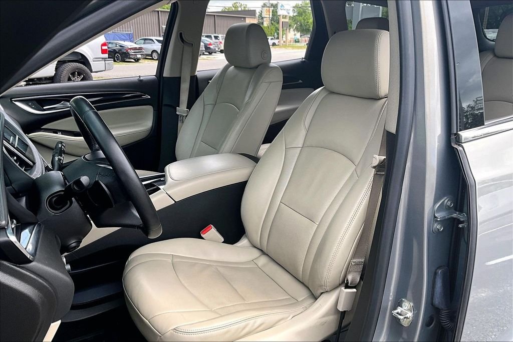 Used 2019 Gray Buick Premium Group image 18