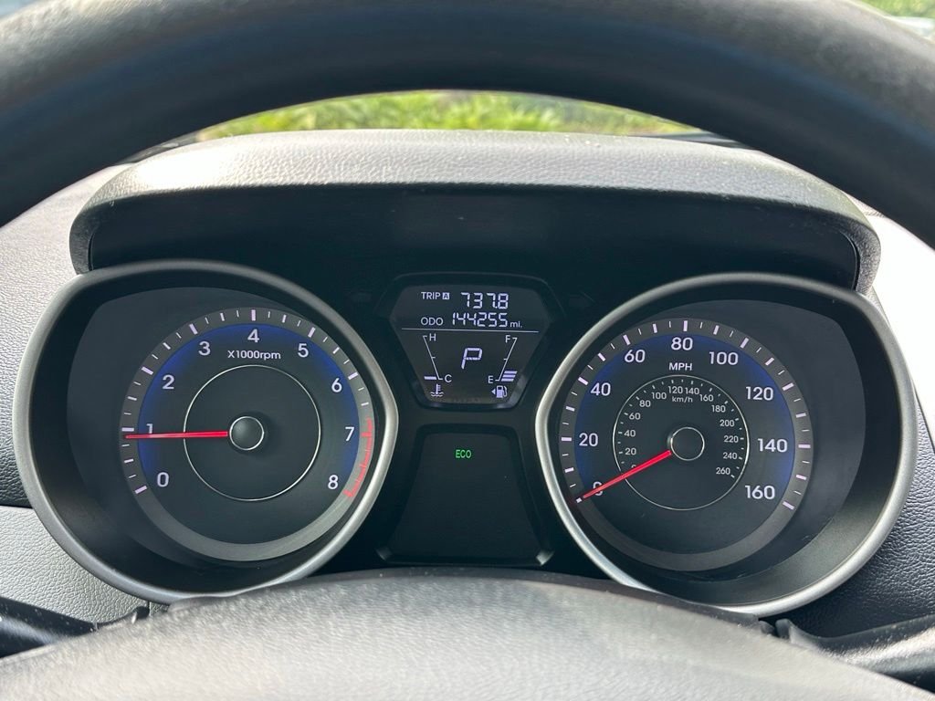 Used 2013 Blue Hyundai GLS image 27