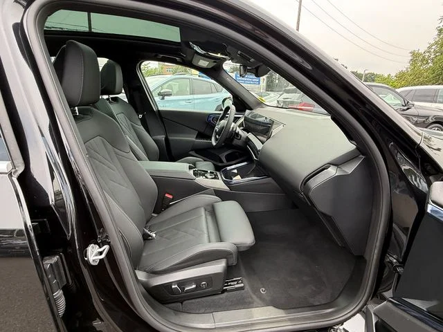 Used 2025 Black Sapphire Metallic BMW 30 xDrive image 25
