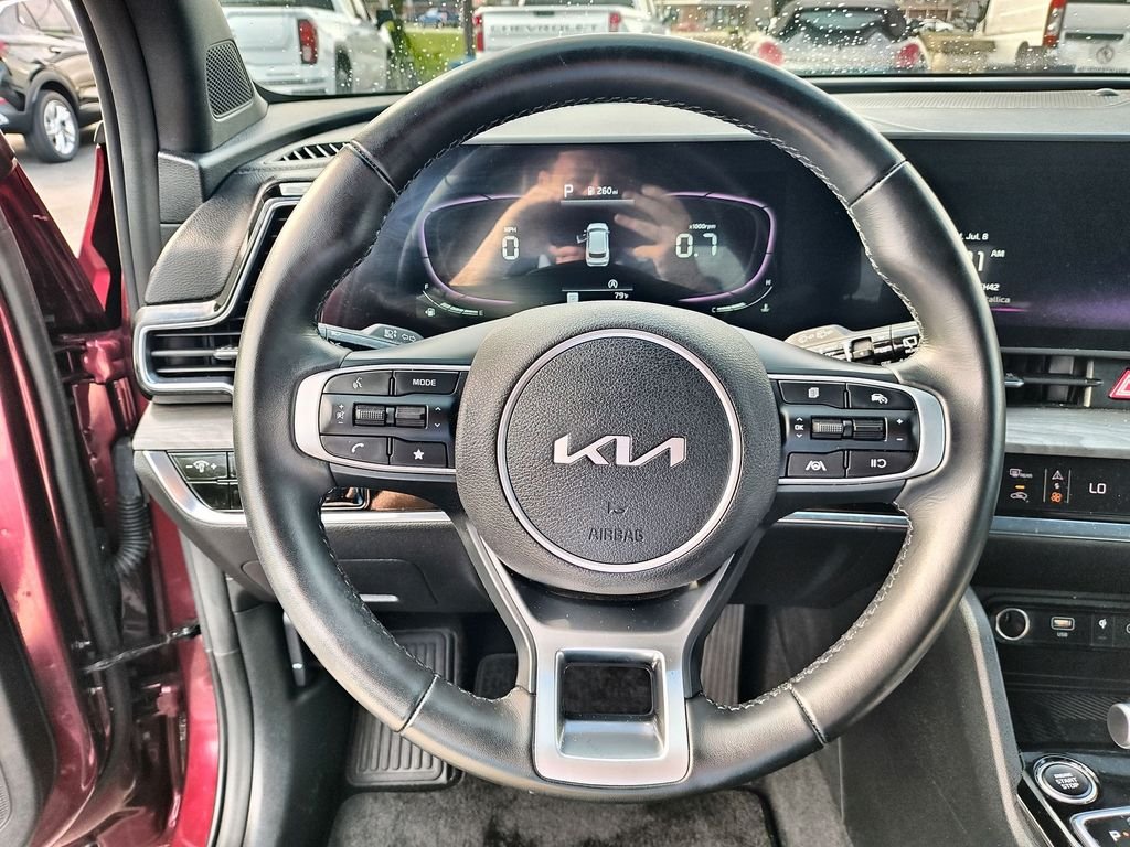 Used 2023 Red Kia X-Line image 14