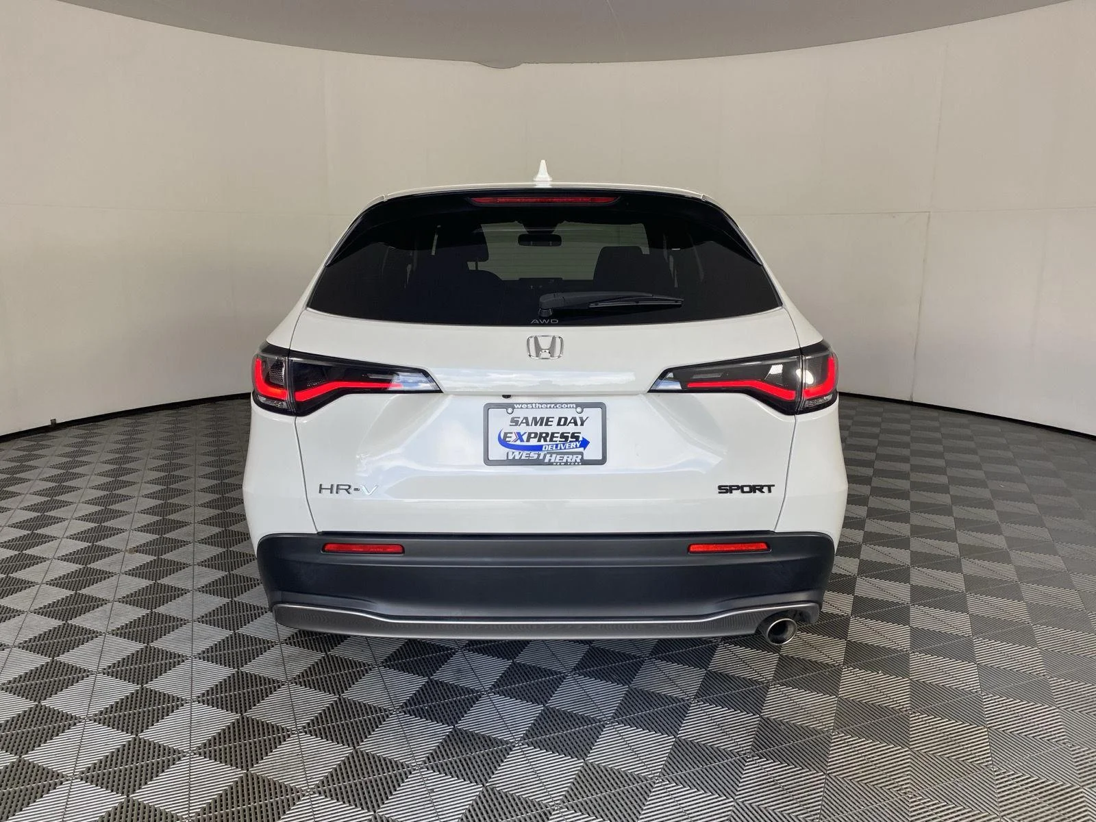 Used 2024 Platinum White Pearl Honda Sport image 6